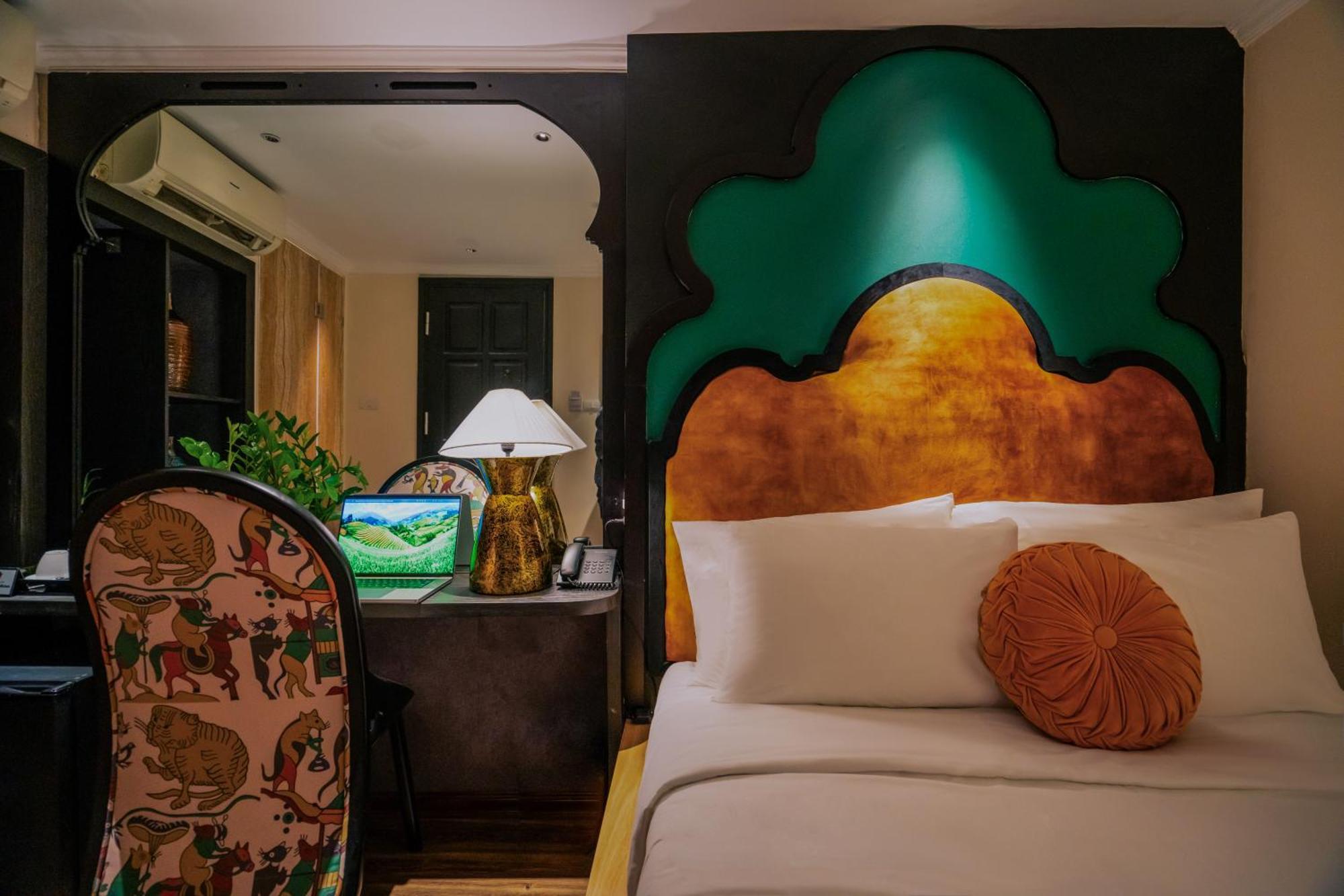 Deluxe Double or Twin Room